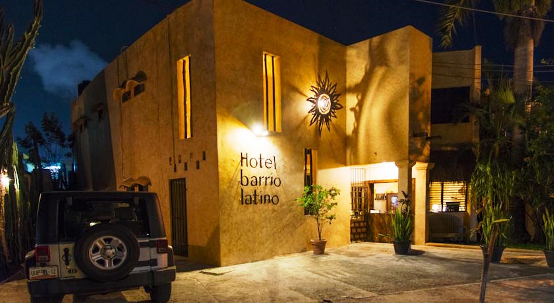 Barrio Latino Al Centro By Pueblo Magico Network Hotel Playa del Carmen Bagian luar foto